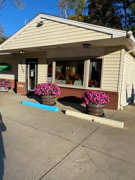 More Photos Of 27160 PA-66, Lucinda General Retail For Sale