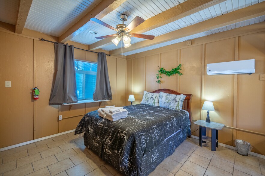 More Photos Of 2306 Sudderth Dr, Ruidoso General Retail For Sale