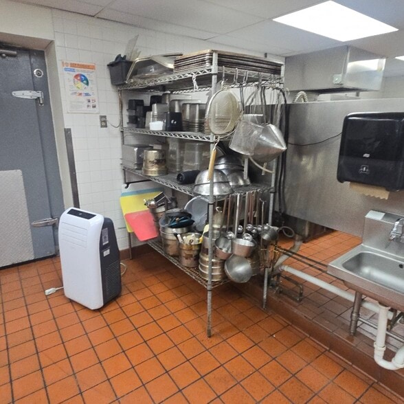 More Photos Of 2045 Brice Rd, Reynoldsburg Restaurant For Lease