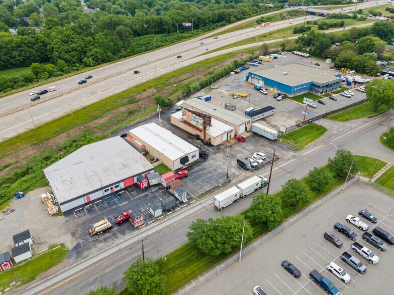 More Photos Of 4210 W Morris St, Indianapolis Warehouse For Sale