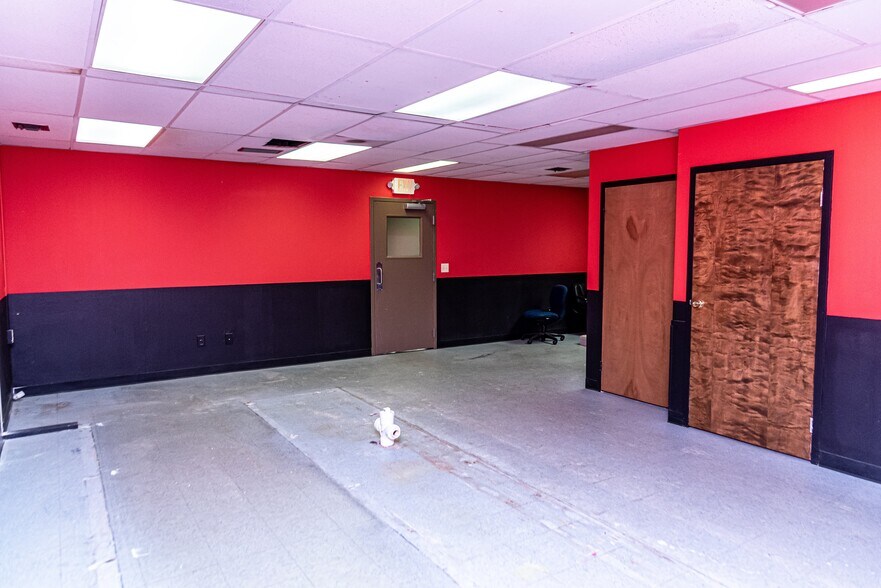 More Photos Of 4428 Secor Rd, Toledo Medical For Sale