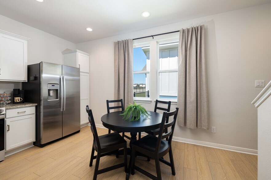 More Photos Of 2127 Hofstaat, New Braunfels Hospitality For Sale