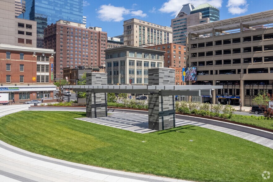 More Photos Of 100 Light St, Baltimore Office For Lease