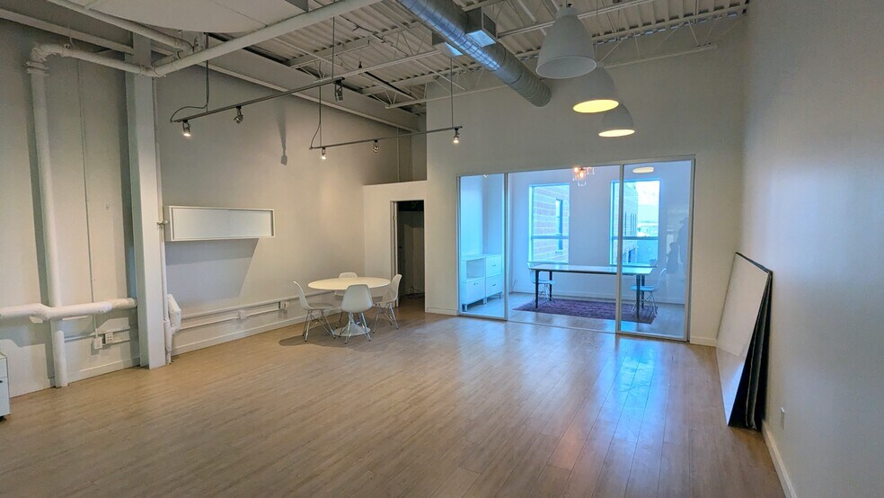 More Photos Of 11-17 Carlaw Ave, Toronto Light Manufacturing For Sale