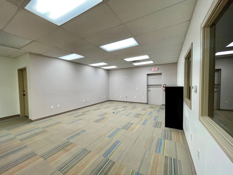 More Photos Of 1168-1170 Center Point Dr, Henderson Warehouse For Sale