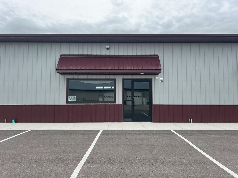 More Photos Of 5632 Fargo Ln, Rapid City Warehouse For Lease