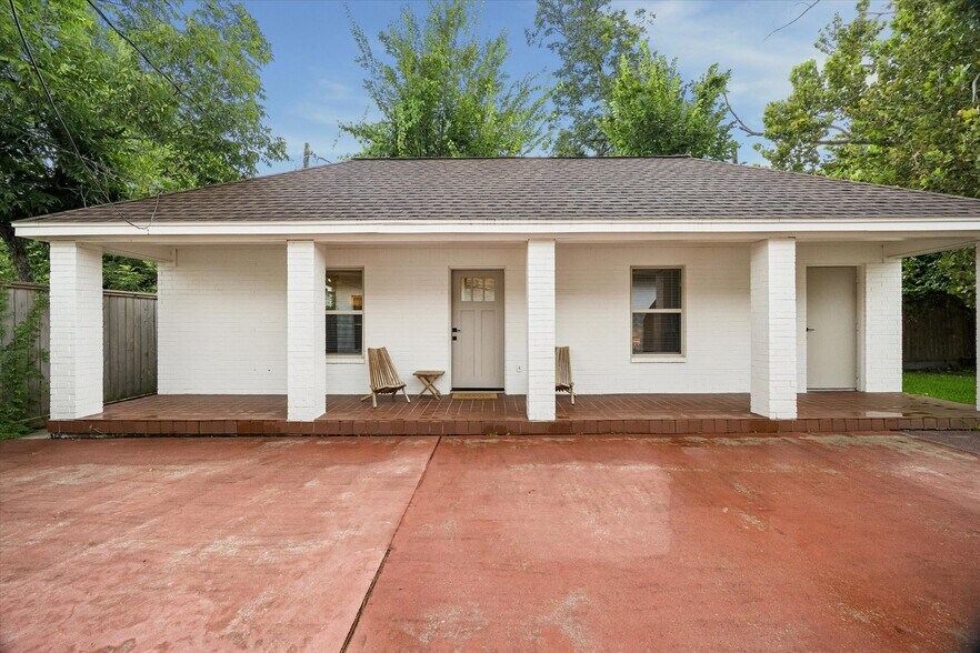 More Photos Of 530 W 27th St, Houston Office For Lease