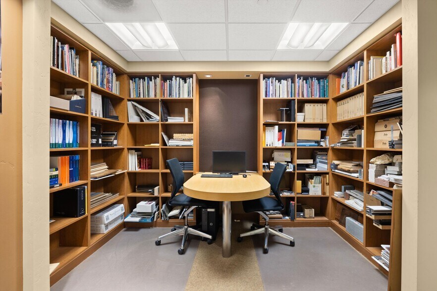 More Photos Of , Carbondale Office For Sale