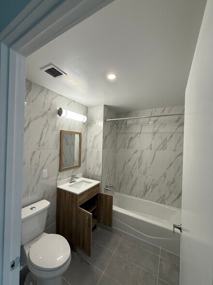 More Photos Of 1039 Washington Ave, Bronx Apartments For Sale