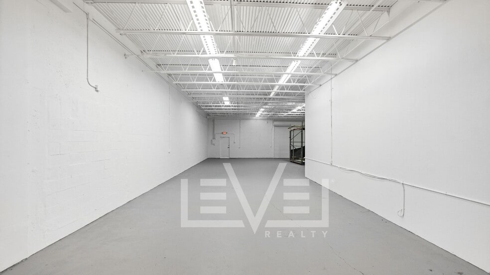 More Photos Of 20 NW 3rd Ave, Deerfield Beach Warehouse For Lease