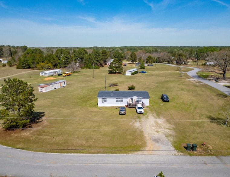 More Photos Of 1081 Davis Cir, Thomson Manufactured Housing Mobile Home Park For Sale