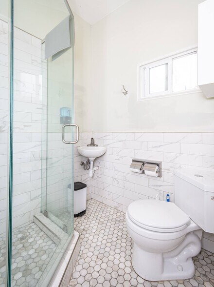 More Photos Of 1010 10th St, Sacramento Apartments For Sale