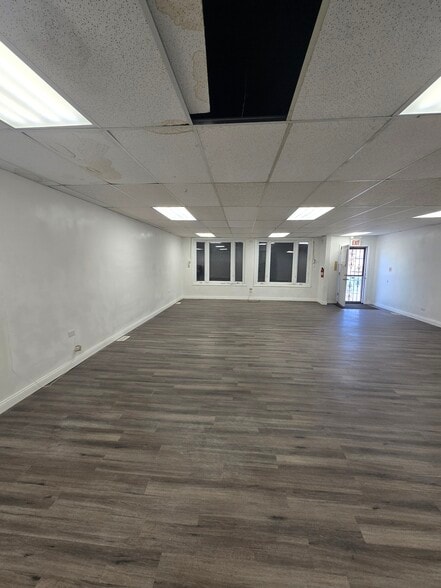 More Photos Of 10238-10240 S Halsted St, Chicago Storefront Retail Residential For Lease