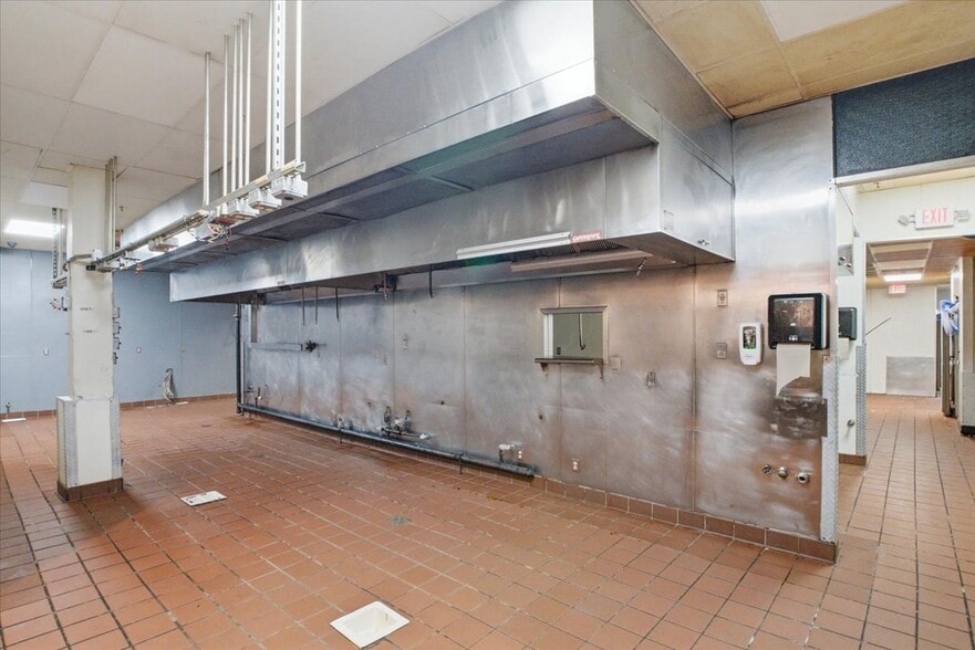 More Photos Of 301 Franklin St, Buffalo Restaurant For Sale