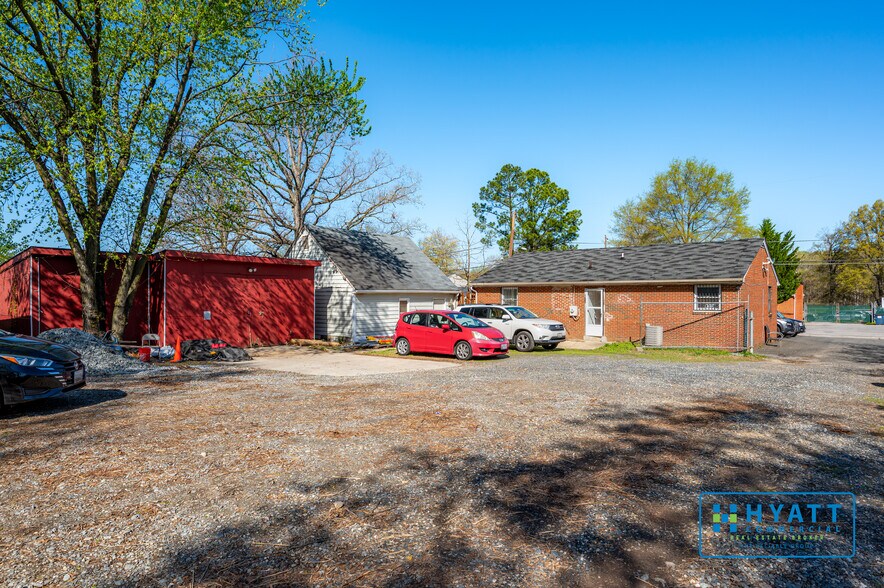 More Photos Of 7703 Poplar Hill Ln, Clinton Office Residential For Sale