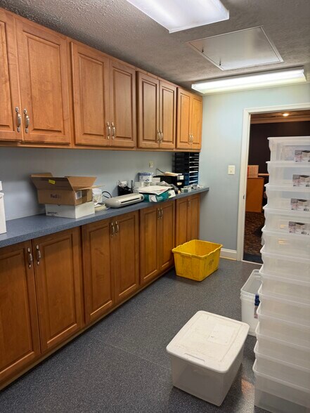 More Photos Of 8259 Baltimore Annapolis Blvd, Pasadena Office For Lease