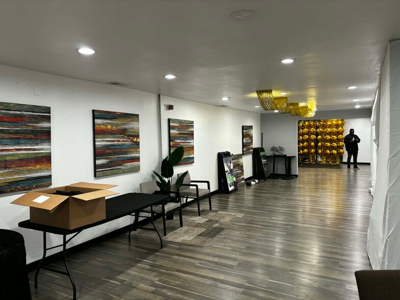 More Photos Of 6035 Old Seguin rd, San Antonio Distribution For Sale