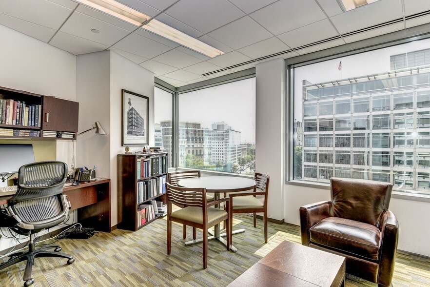 Primary Photo Of 1717 K St NW, Washington Coworking Space