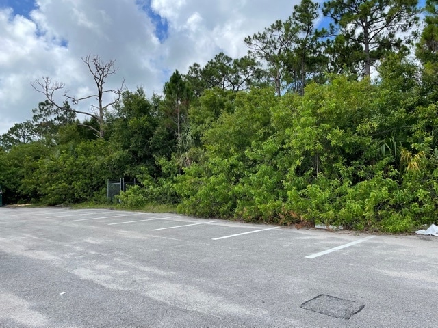More Photos Of 5180-5186 Turnpike Feeder Rd, Fort Pierce General Retail For Sale