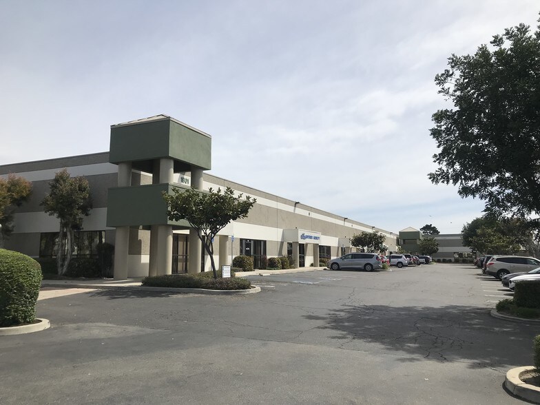 More Photos Of 1901 Holser Walk, Oxnard Manufacturing For Lease