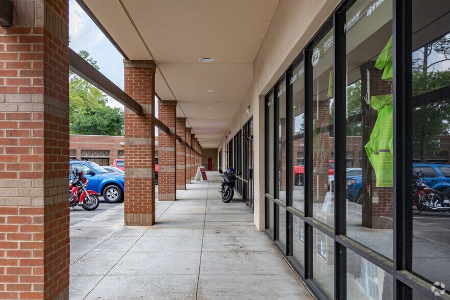 More Photos Of 13015 Abercorn St, Savannah Unknown For Lease