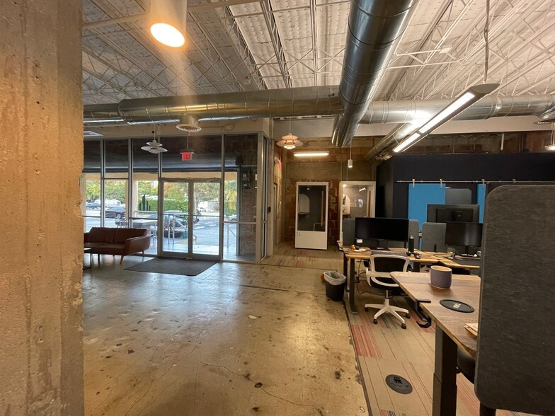 More Photos Of 120 NE 27th St, Miami Office For Lease