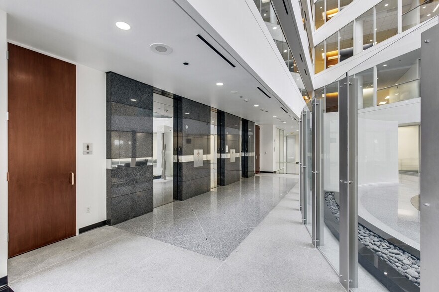 More Photos Of 16666 Northchase Dr, Houston Office For Lease