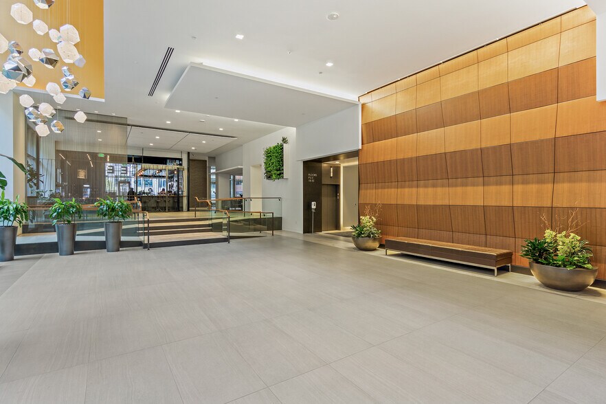 More Photos Of 1600 7th Ave, Seattle Office For Lease