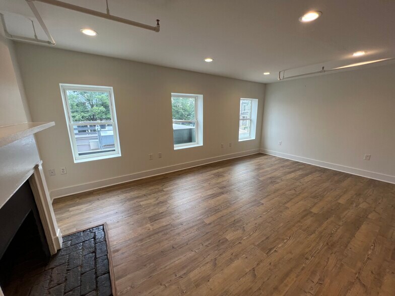 More Photos Of 600 W Main St, Charlottesville Apartments For Lease