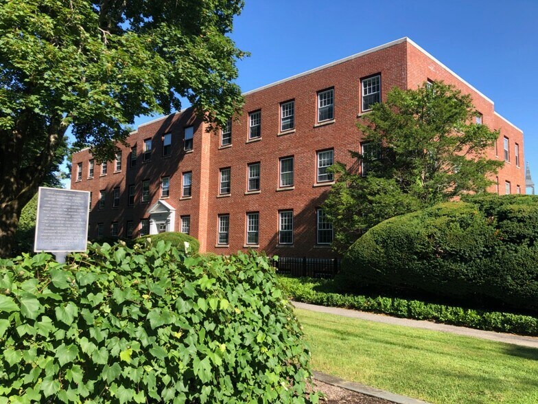 Primary Photo Of 100 Main St, Concord Office For Lease