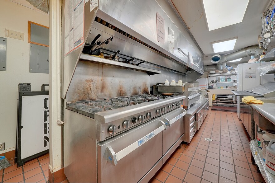 More Photos Of 31880 State Highway 108, Strawberry Hotel For Sale