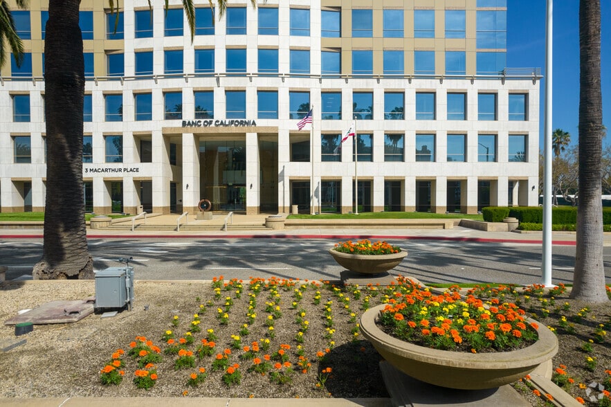 More Photos Of 3 MacArthur Pl, Santa Ana Office For Sale