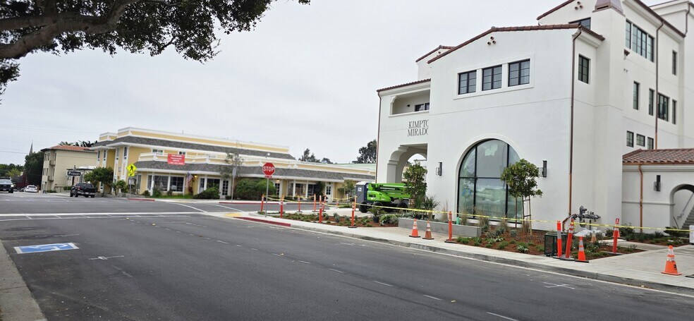 More Photos Of 529 Central Ave, Pacific Grove Office Residential For Lease