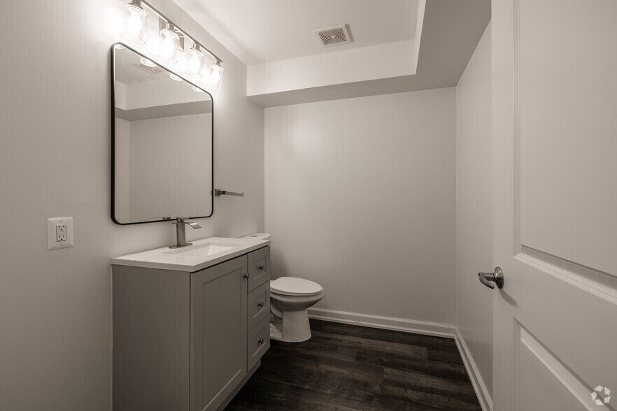 More Photos Of 1501 Saint Paul St, Baltimore Apartments For Lease