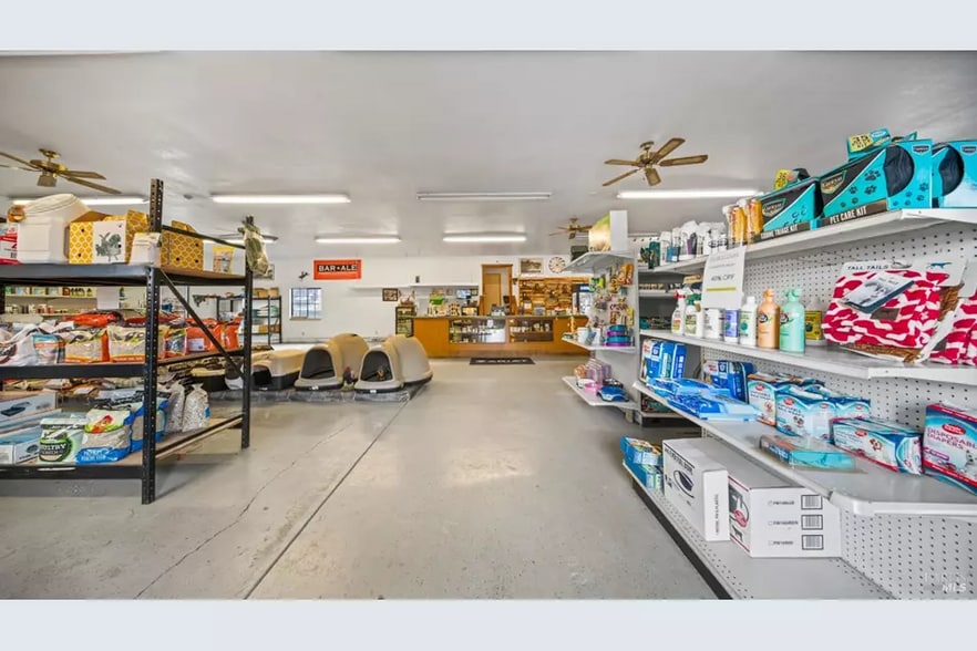 More Photos Of 16345 Main St, Lower Lake Warehouse For Sale