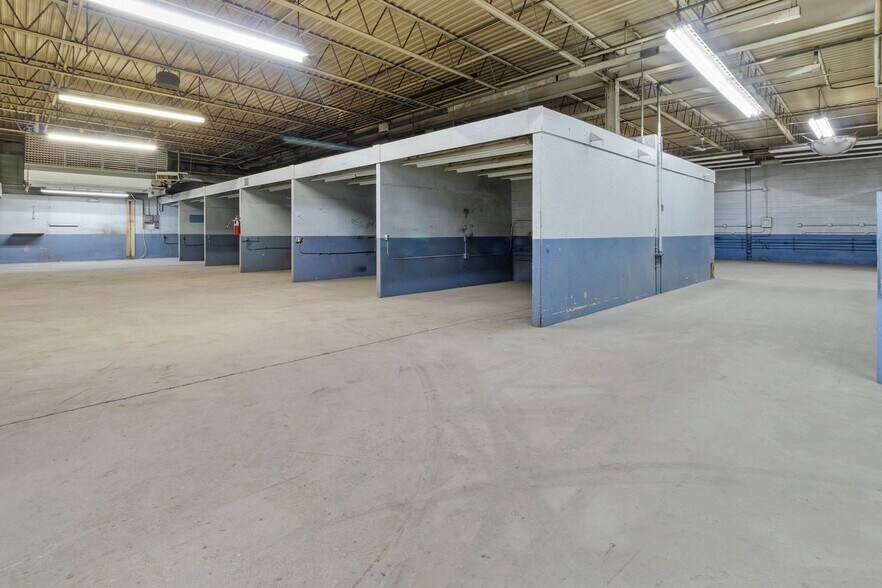 More Photos Of 1301 S 6th St, Noblesville Manufacturing For Sale