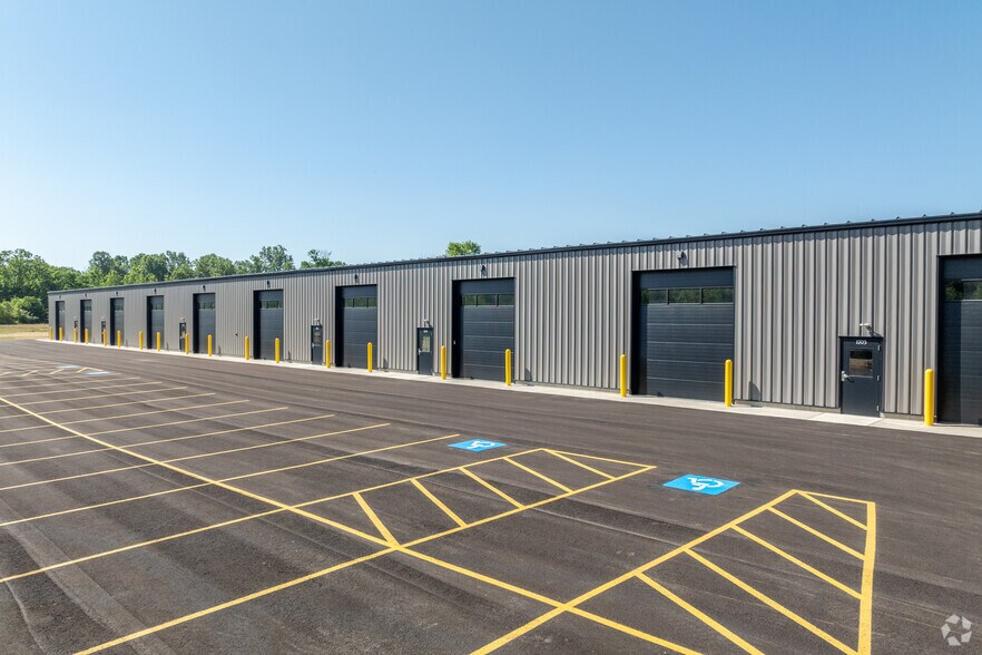 More Photos Of 1701 Seddon Ct, Ashland Light Manufacturing For Lease