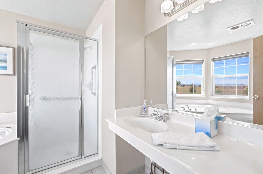 More Photos Of 40 Christa Circle cir, Garden City Specialty For Sale