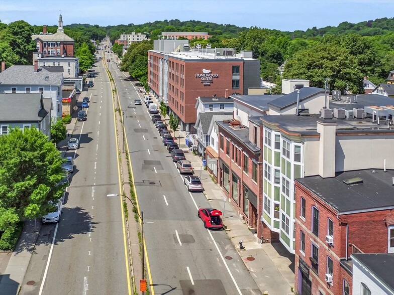 More Photos Of 81 Boylston St, Brookline Storefront For Sale