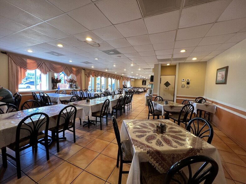 More Photos Of 2284 Gulf To Bay Blvd, Clearwater Restaurant For Sale