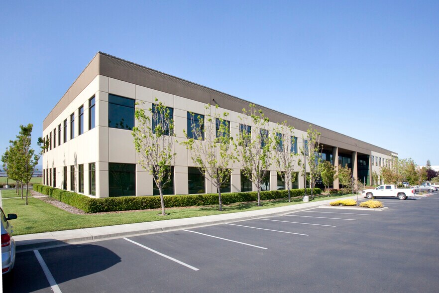 More Photos Of 3843 Brickway Blvd, Santa Rosa Office For Lease