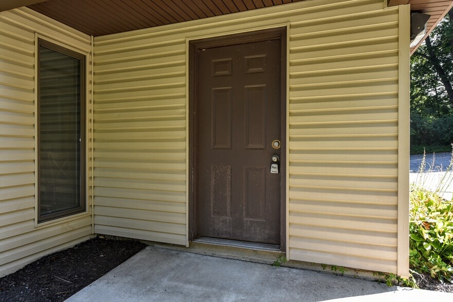 More Photos Of 276 State Rt.94, Vernon Medical For Sale