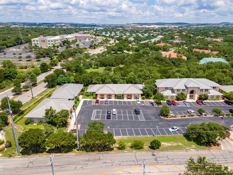 More Photos Of 4091 De Zavala Rd, San Antonio Office For Sale