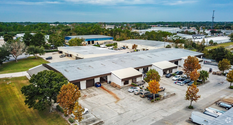 More Photos Of 416 Commerce Way, Longwood Manufacturing For Lease