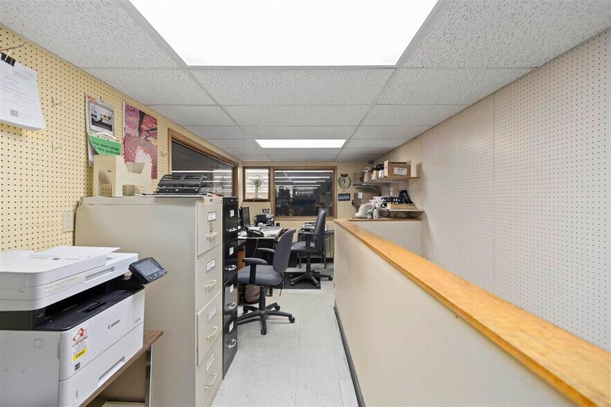 More Photos Of 78 Great Northern Rd, Sault Ste. Marie Industrial For Sale