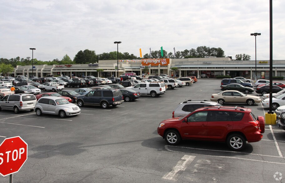 More Photos Of 971 N Hairston Rd, Stone Mountain Unknown For Lease