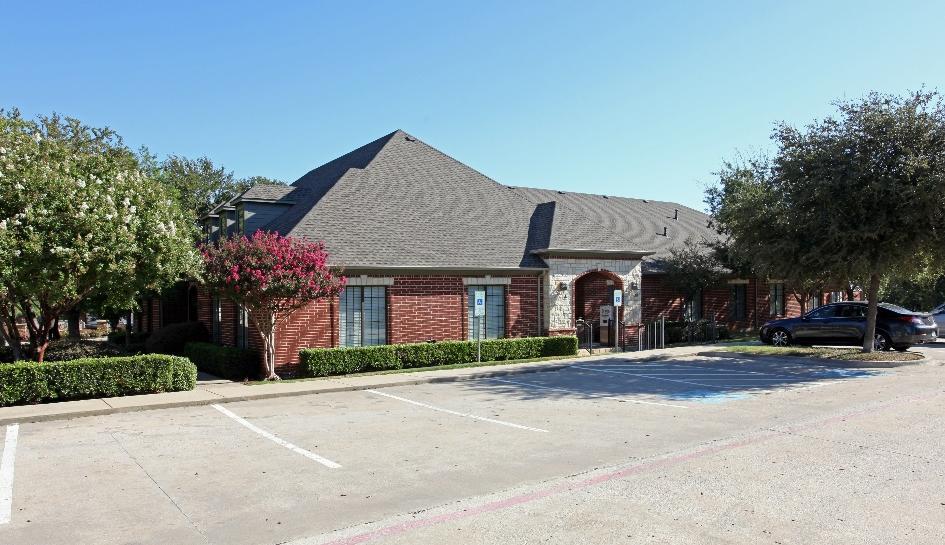 More Photos Of 702 S Denton Tap Rd, Coppell Medical For Lease