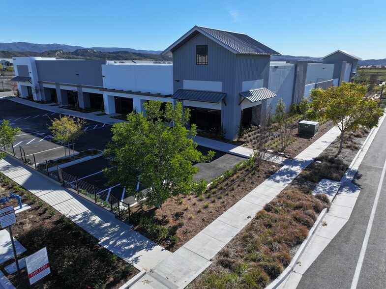 More Photos Of 28650 Airoso St, Rancho Mission Viejo Unknown For Lease