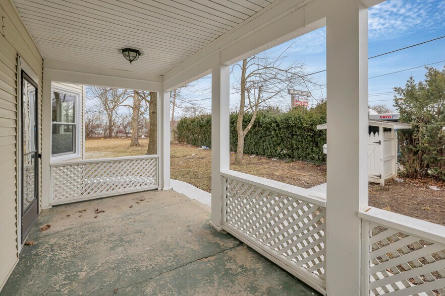 More Photos Of 2089 Lockbourne Rd, Columbus Medical For Lease