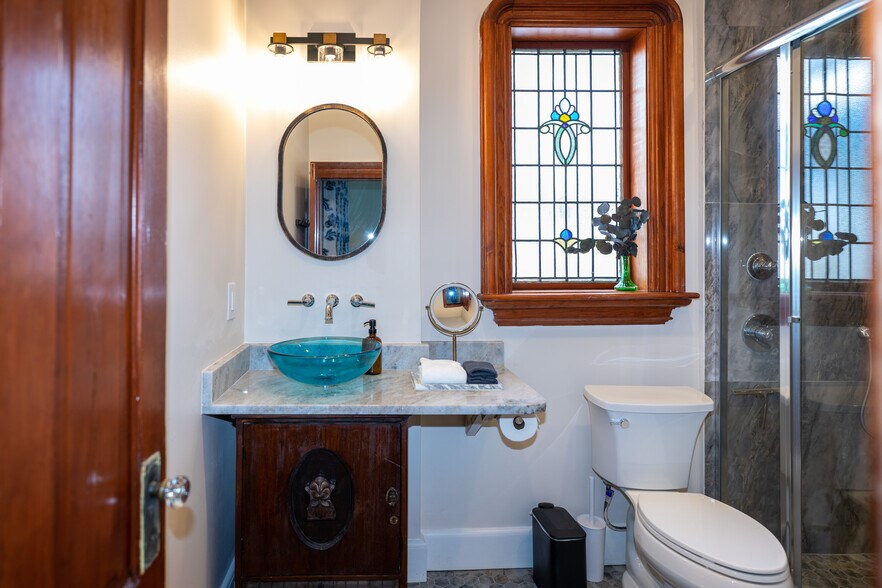 More Photos Of 33 Old Mission Ave, Saint Augustine Specialty For Sale